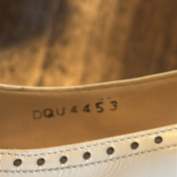 Salvatore Ferragamo | Vintage White & Gray Spectator Pumps, Size 11AAA - Picture 9 of 10